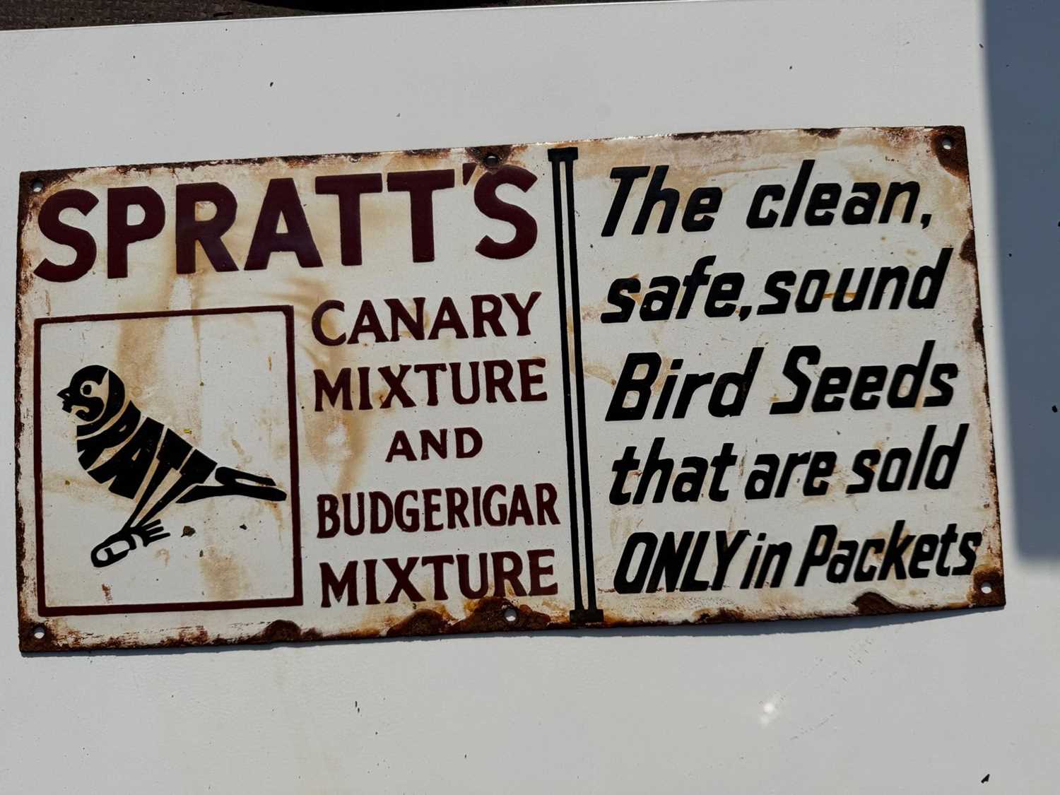 Lot 399 - SPRATT'S BIRD SEED ENAMEL SIGN 18" X 9"