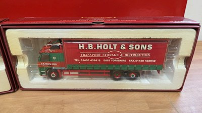 Lot 403 - SELECTION OF DIE CAST MODEL TRUCKS