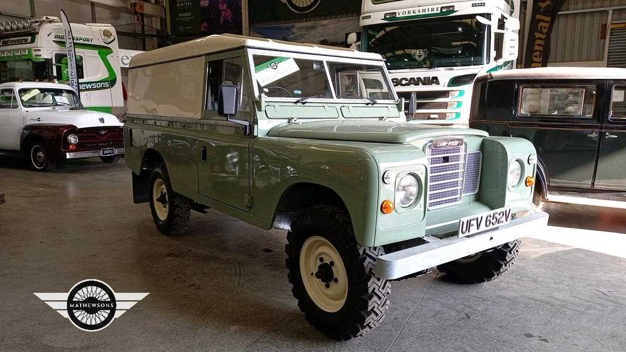 Lot 886 - 1979 LAND ROVER 109" - 4 CYL