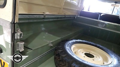 Lot 886 - 1979 LAND ROVER 109" - 4 CYL