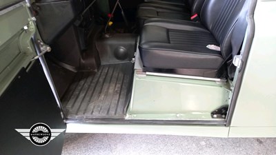 Lot 886 - 1979 LAND ROVER 109" - 4 CYL