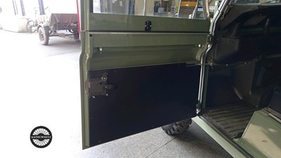 Lot 886 - 1979 LAND ROVER 109" - 4 CYL