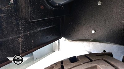 Lot 886 - 1979 LAND ROVER 109" - 4 CYL