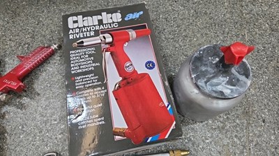 Lot 347 - SGS 100 LITRE COMPRESSOR WITH AIR TOOLS