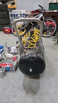 Lot 347 - SGS 100 LITRE COMPRESSOR WITH AIR TOOLS