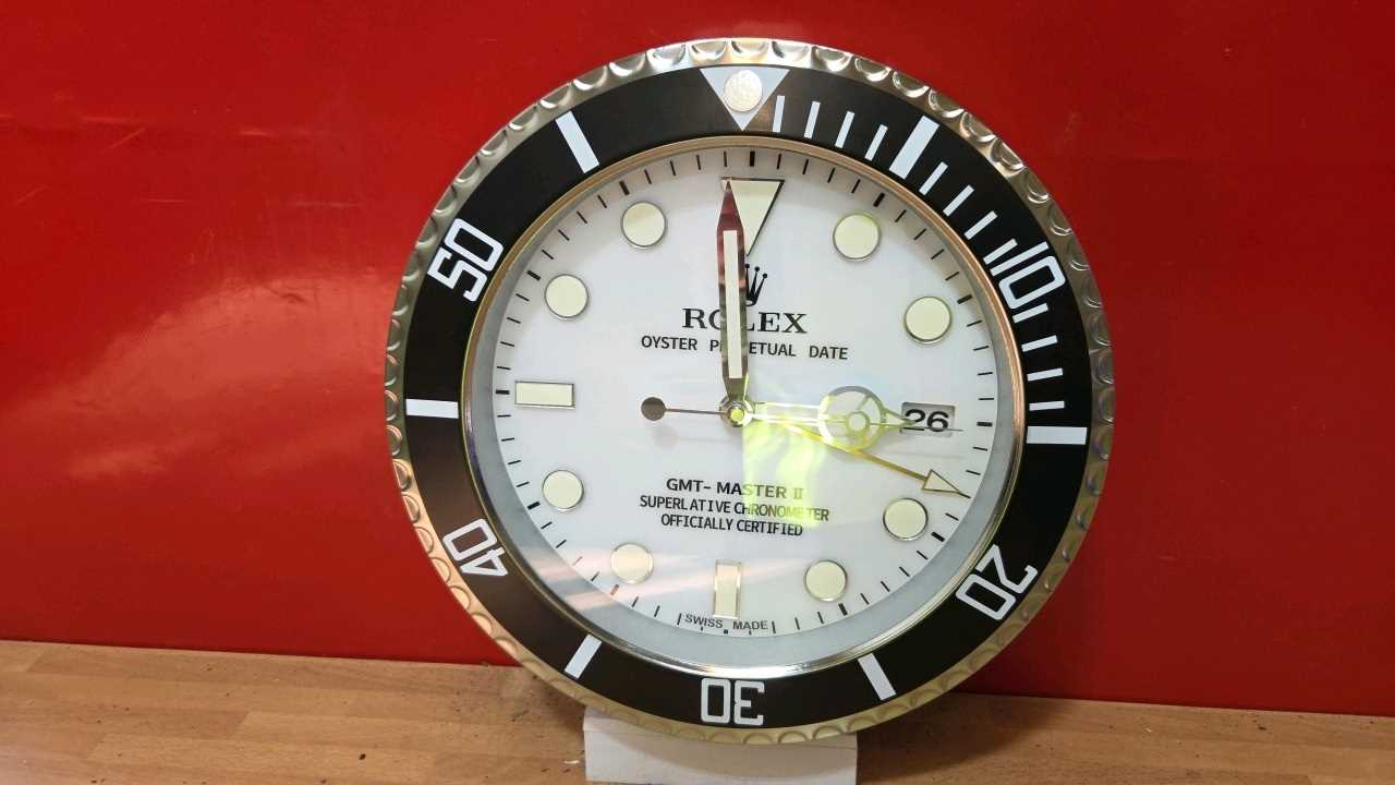 Lot 445 - ROLEX STYLE WALL CLOCK 13" DIA