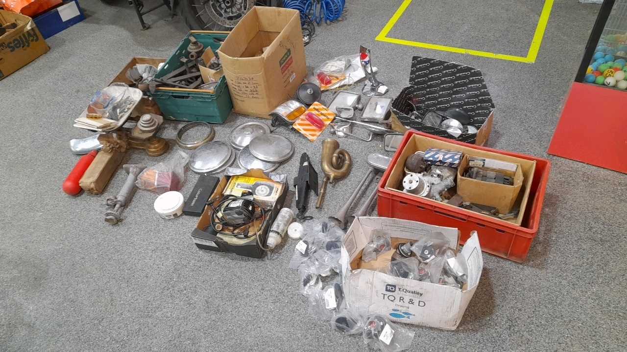 Lot 409 - 5 BOXES OF AUTO JUMBLE PARTS - ALL PROCEEDS TO CHARITY