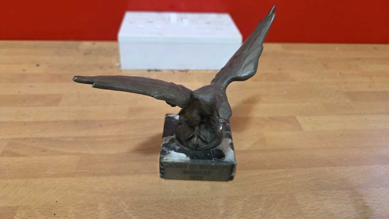 Wickram Lot 381 - EAGLE , BRAINS OF WICKRAM MASCOT