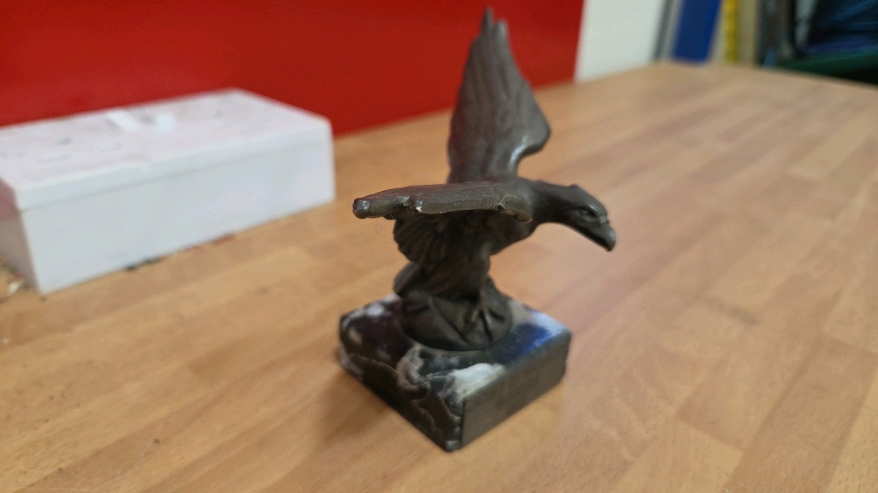 Lot 381 - EAGLE , BRAINS OF WICKRAM MASCOT