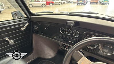 Lot 212 - 1991 ROVER MINI MAYFAIR