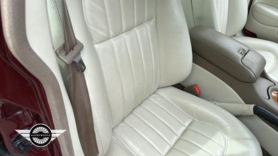Lot 156 - 1998 JAGUAR XJ8 AUTO