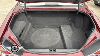 Lot 156 - 1998 JAGUAR XJ8 AUTO