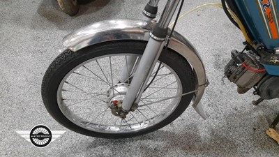 Lot 162 - PEUGEOT 102 SP