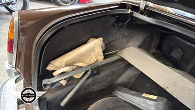 Lot 240 - 1972 ROVER