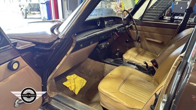 Lot 240 - 1972 ROVER