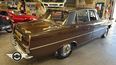 Lot 240 - 1972 ROVER