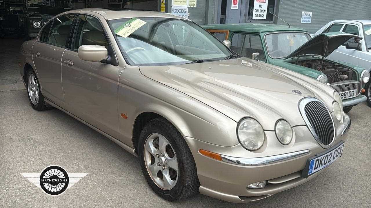 Lot 200 - 2002 JAGUAR S-TYPE V6 SE AUTO
