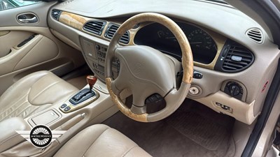 Lot 200 - 2002 JAGUAR S-TYPE V6 SE AUTO