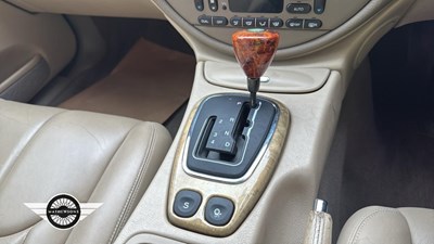 Lot 200 - 2002 JAGUAR S-TYPE V6 SE AUTO