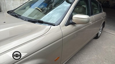 Lot 200 - 2002 JAGUAR S-TYPE V6 SE AUTO