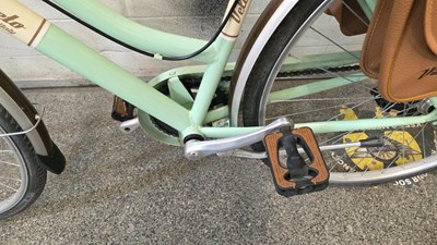 Lot 847 - VIA VENETO LADIES BICYCLE 18" FRAME