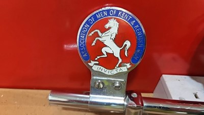 Lot 267 - CHROME BADGE BAR WITH , 2 X MAIDSTONE 1 X ROTORY
