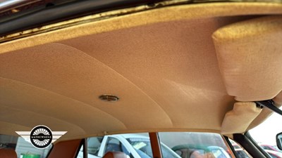 Lot 228 - 1975 ROVER 3500 AUTO