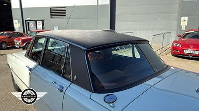Lot 228 - 1975 ROVER 3500 AUTO