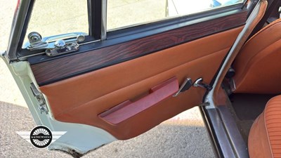 Lot 228 - 1975 ROVER 3500 AUTO