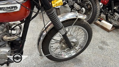 Lot 884 - 1971 TRIUMPH