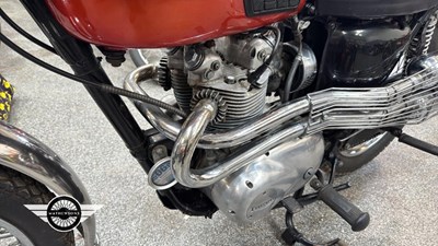Lot 884 - 1971 TRIUMPH
