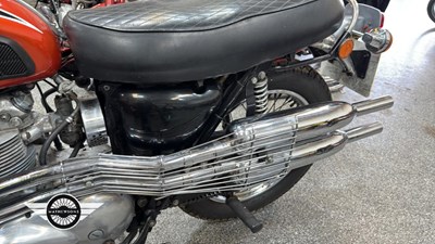 Lot 884 - 1971 TRIUMPH
