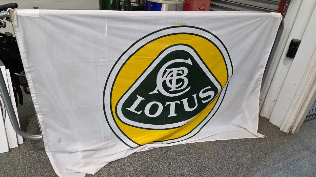 Lot 263 - LOTUS FLAG