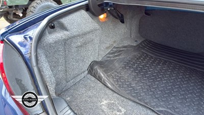 Lot 416 - 2001 JAGUAR S-TYPE V8 AUTO