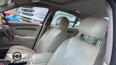 Lot 416 - 2001 JAGUAR S-TYPE V8 AUTO