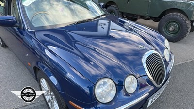 Lot 416 - 2001 JAGUAR S-TYPE V8 AUTO