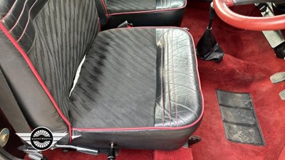 Lot 688 - 1989 AUSTIN MINI THIRTY