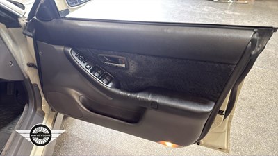 Lot 460 - 2000 SUBARU