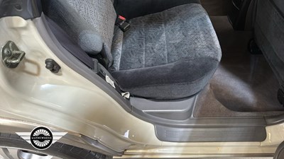 Lot 460 - 2000 SUBARU