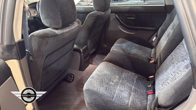 Lot 460 - 2000 SUBARU