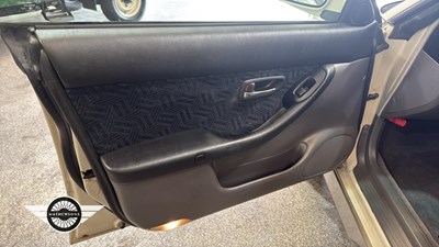 Lot 460 - 2000 SUBARU