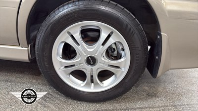 Lot 460 - 2000 SUBARU
