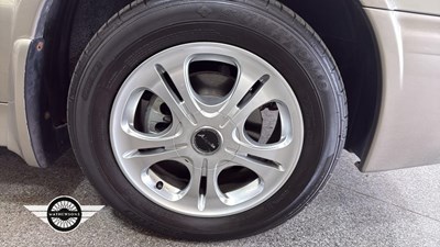 Lot 460 - 2000 SUBARU