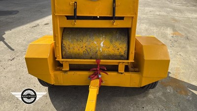 Lot 252 - STOTHERT AND PITT ROLLER