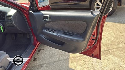 Lot 524 - 2001 TOYOTA COROLLA VVTI GLS AUTO