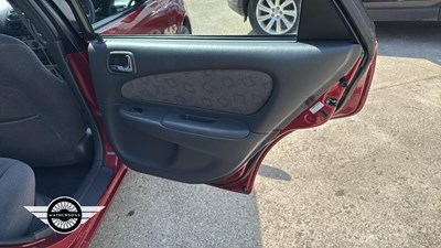 Lot 524 - 2001 TOYOTA COROLLA VVTI GLS AUTO