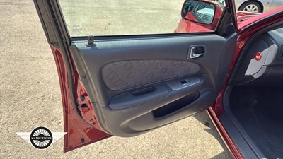 Lot 524 - 2001 TOYOTA COROLLA VVTI GLS AUTO