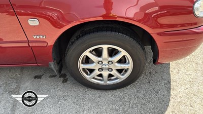 Lot 524 - 2001 TOYOTA COROLLA VVTI GLS AUTO