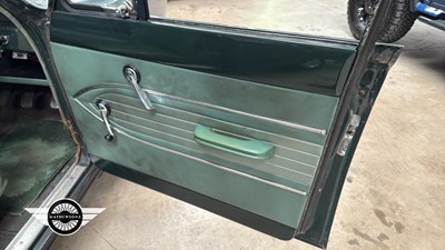 Lot 760 - 1964 FORD CORTINA DE LUXE