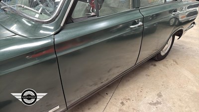 Lot 760 - 1964 FORD CORTINA DE LUXE